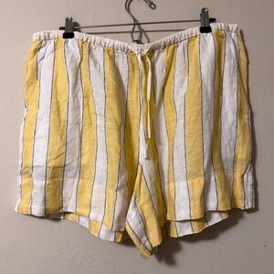 Gap yellow striped linen shorts Size XL